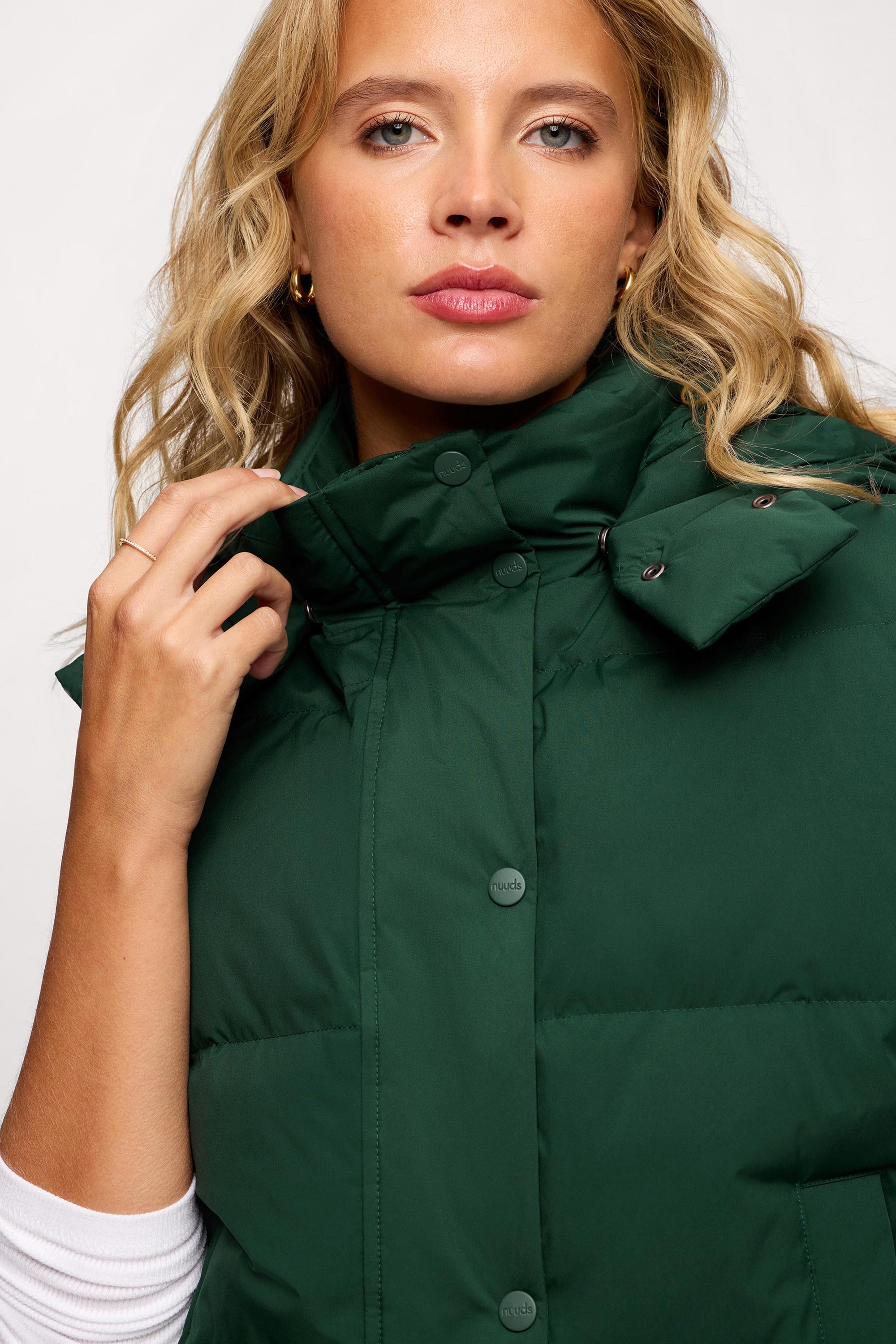 nuuds peak puffer vest – lightweight puffer vest women insulated vest cozy layering outerwear