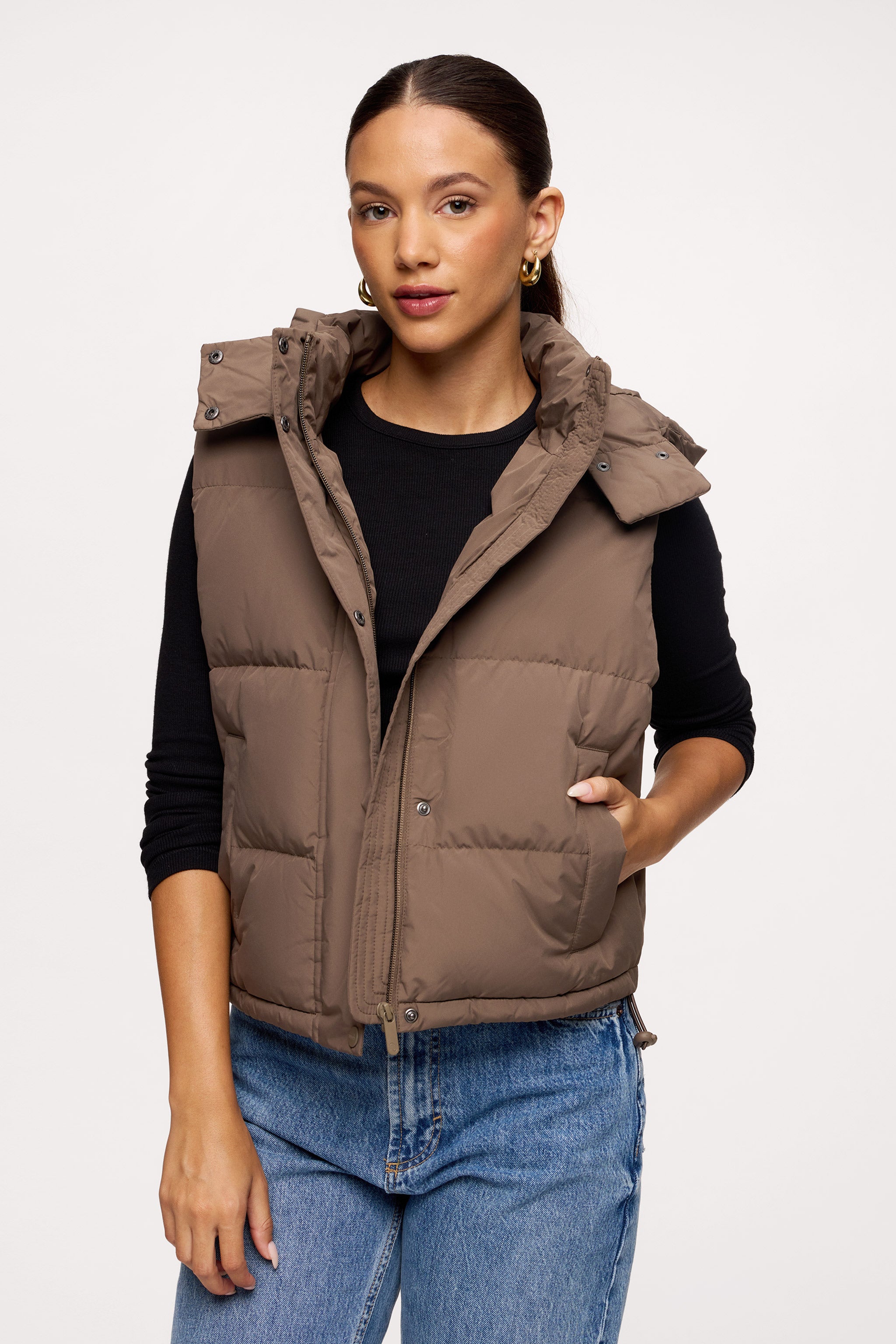 nuuds peak puffer vest – lightweight puffer vest women insulated vest cozy layering outerwear