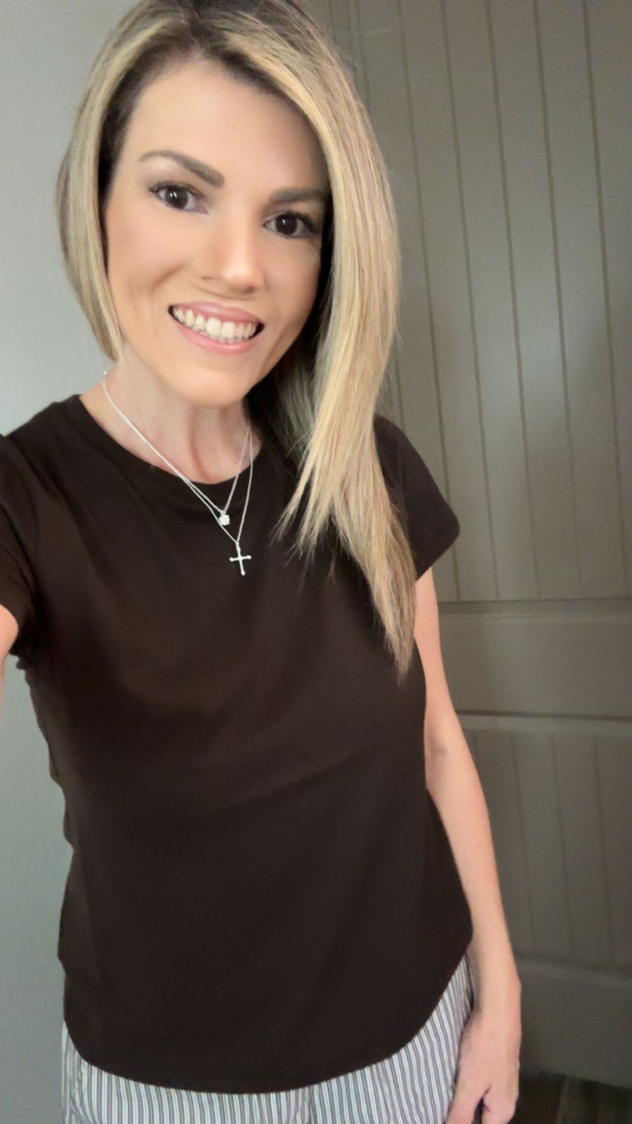 The literal perfect tee!! Please make in all the colors! I’m 5’7” and wear a medium, I could wear a small if the leng...