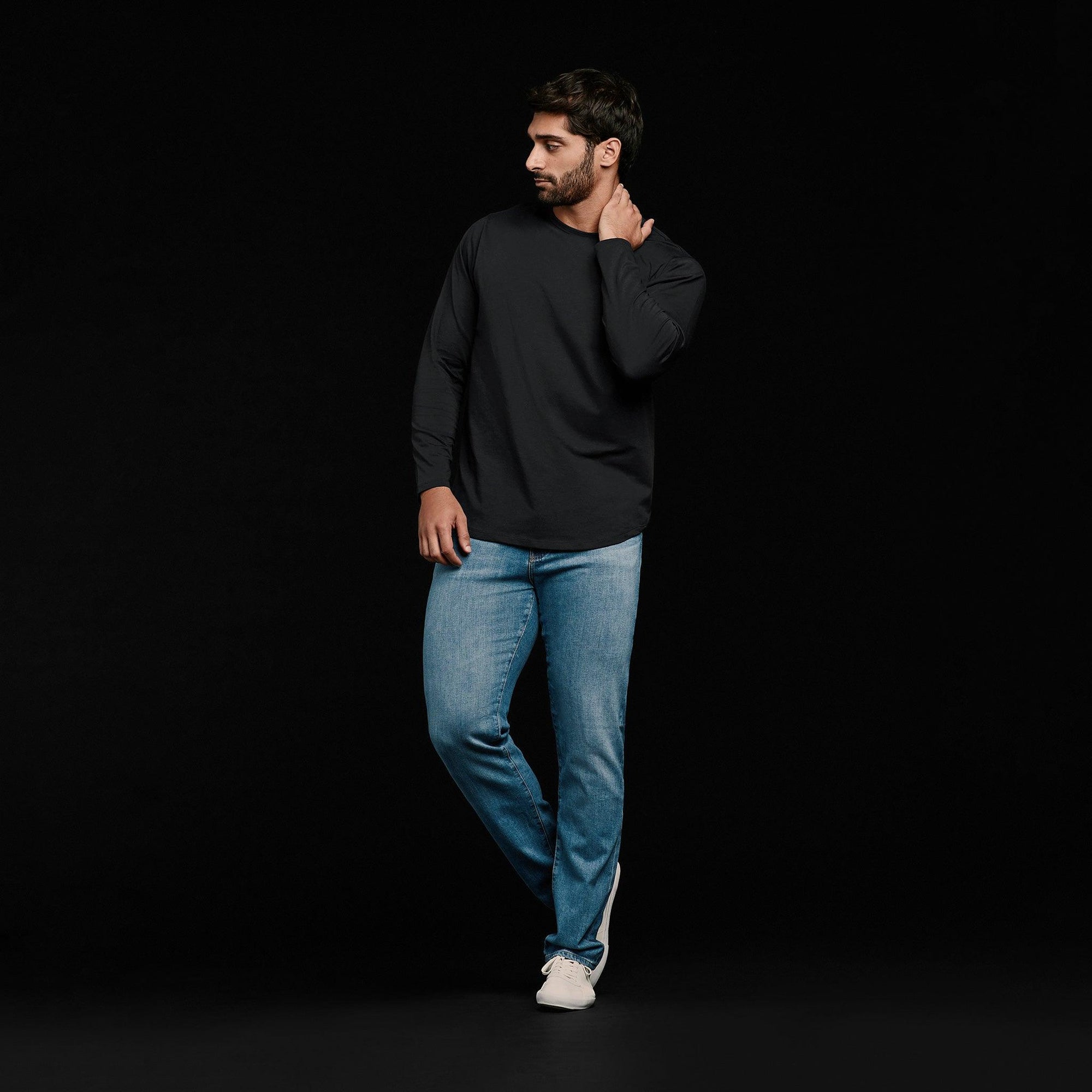 Men's Long Sleeve Curved Hem T-Shirt | Black