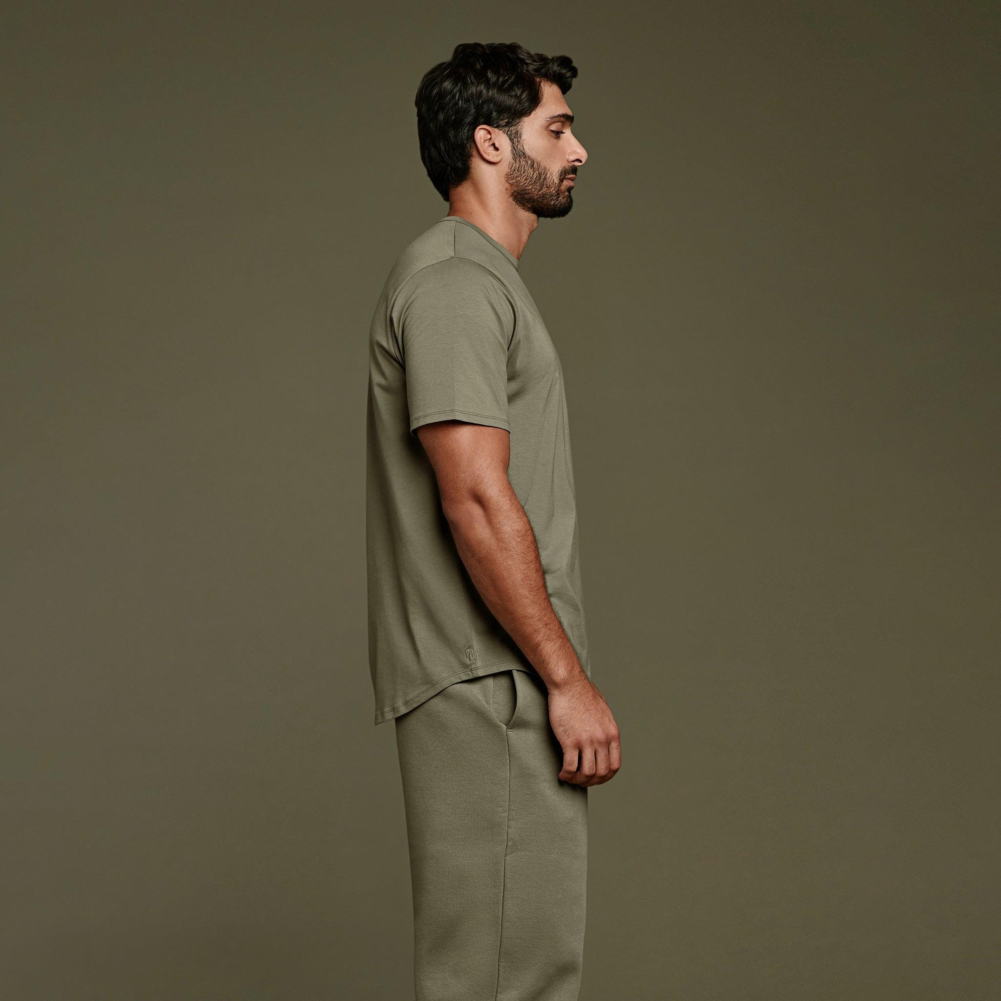Men's Short Sleeve Curved Hem T-Shirt | Dark Olive
