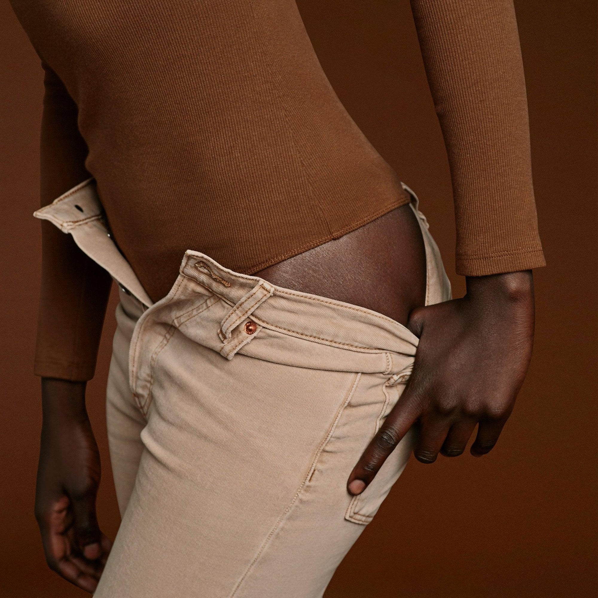 Women's Long Sleeve Ribbed Crewneck Bodysuit | Chocolate